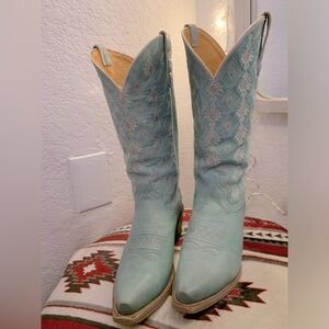 Women’s roper boots, worn twice.